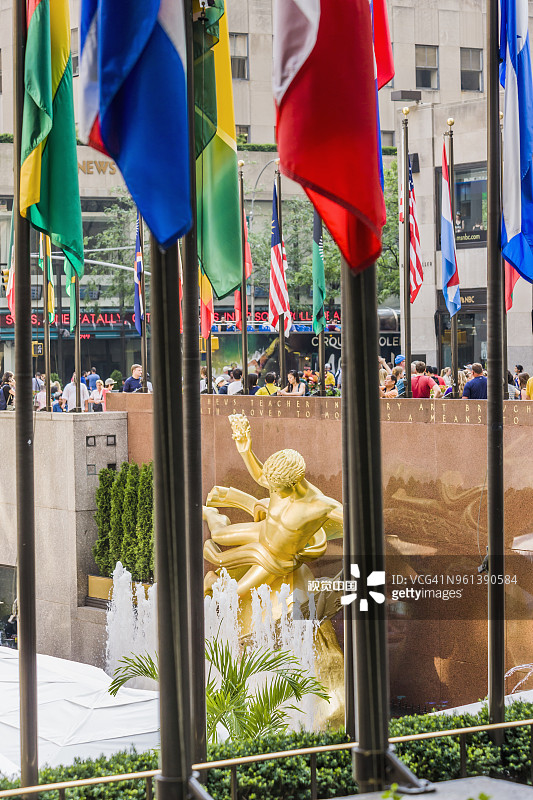 曼哈顿洛克菲勒中心，金色普罗米修斯雕像图片素材