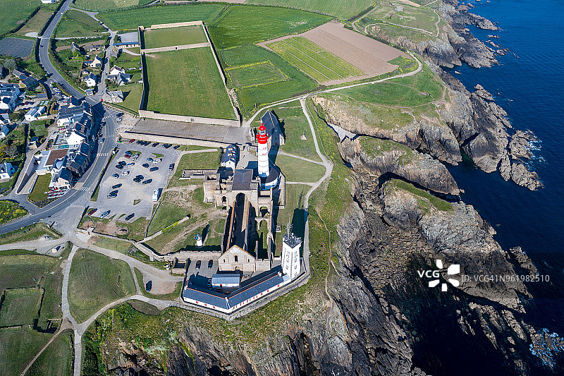 从天空看法国和布列塔尼：圣马修角图片素材