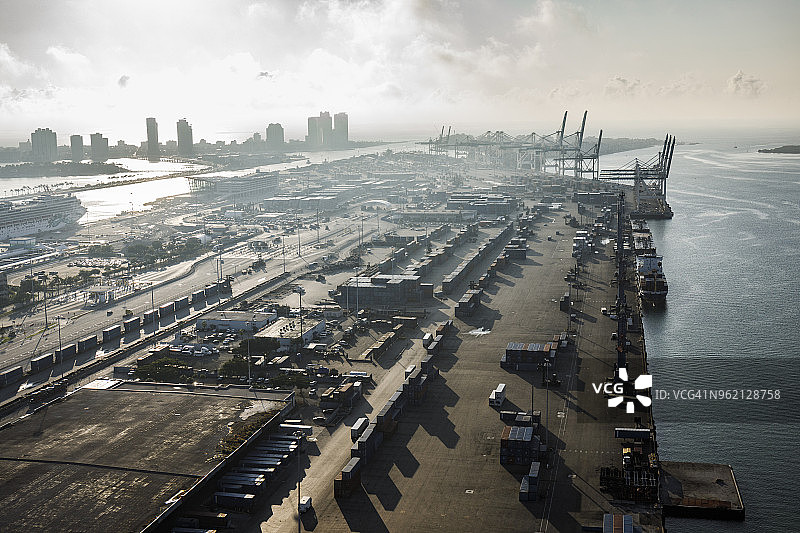 迈阿密港鸟瞰图图片素材