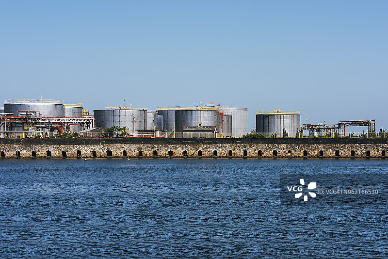港口天然气储罐图片素材