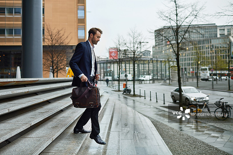 离开办公室图片素材