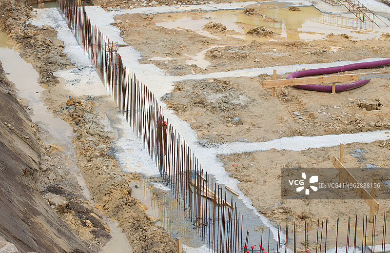 不同阶段的地基孔图片素材