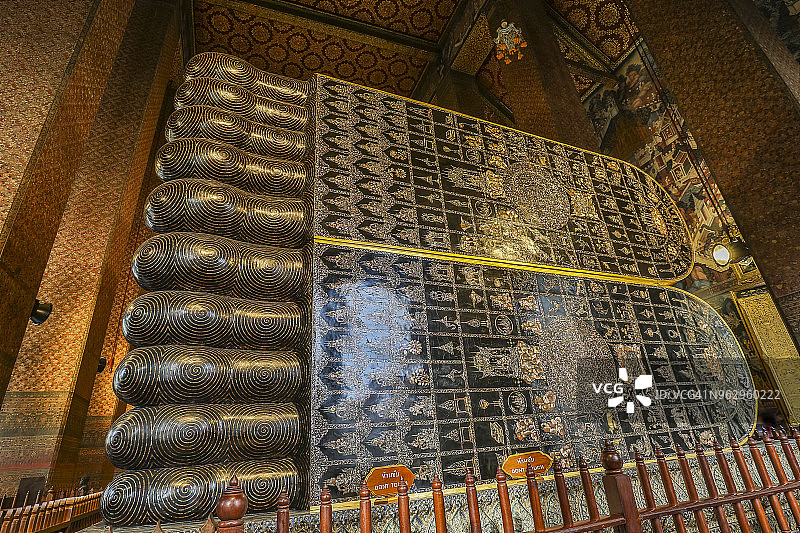 泰式卧佛寺图片素材