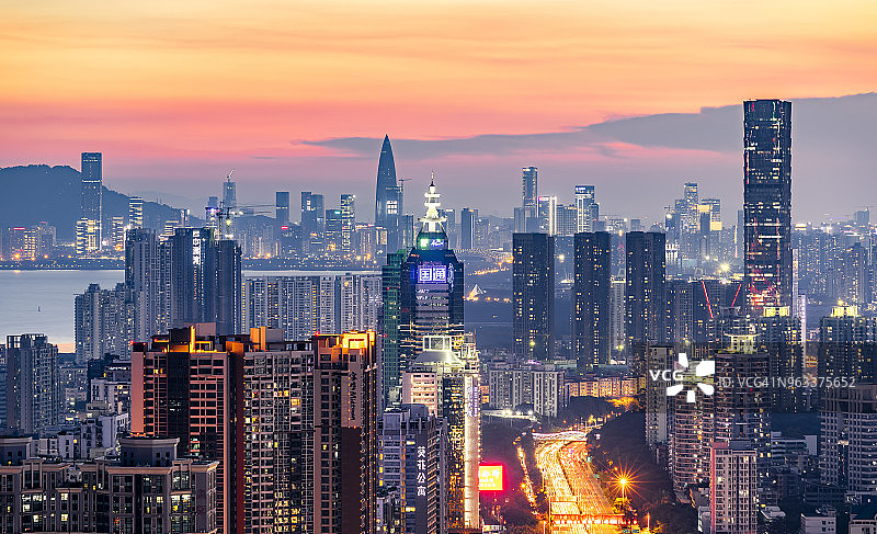 中国深圳天际线全景图片素材