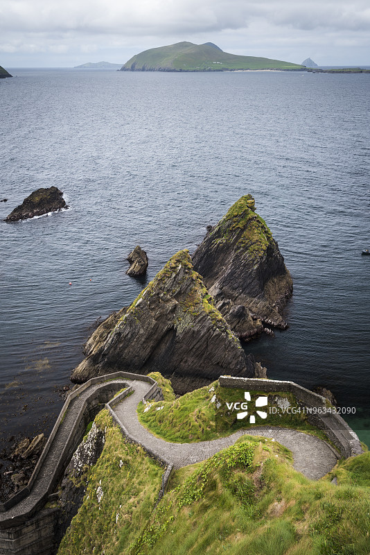 爱尔兰芒斯特省克里郡丁格尔半岛Dunquin码头图片素材