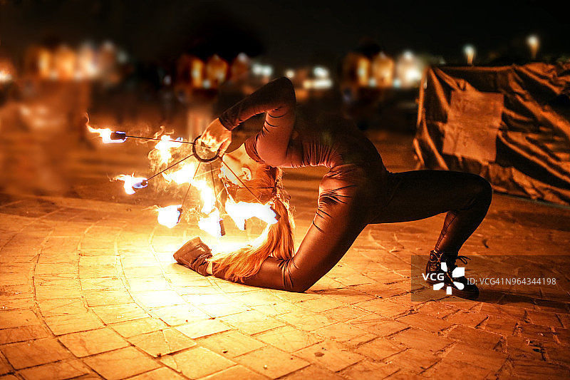 火跳舞图片素材