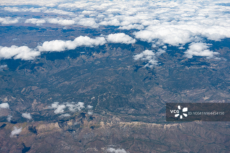 加利福尼亚州洛斯帕德雷斯国家森林公园飞机航拍日景图片素材