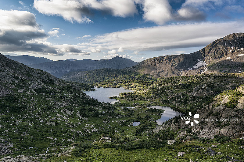 白河国家森林高空俯瞰风景图片素材