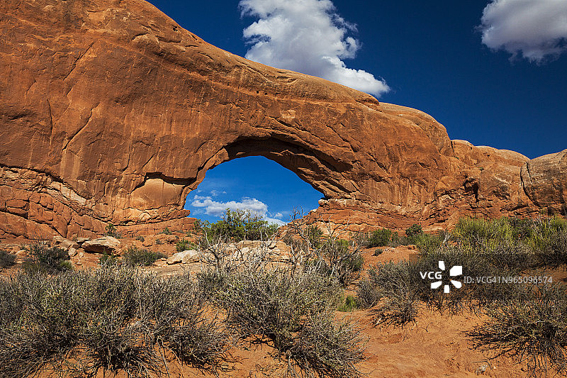 美国犹他州拱门国家公园北窗图片素材