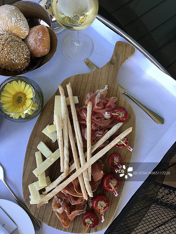 意大利熏火腿和奶酪图片素材