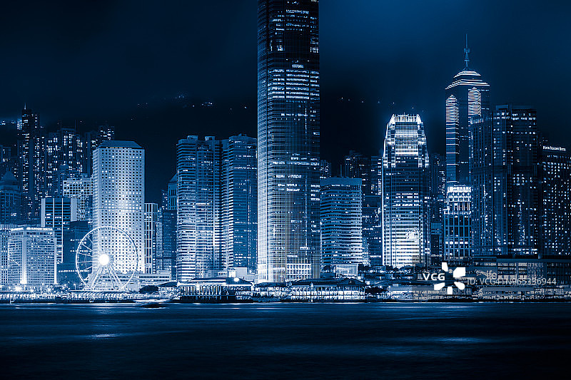 蓝色调的维多利亚港夜景图片素材
