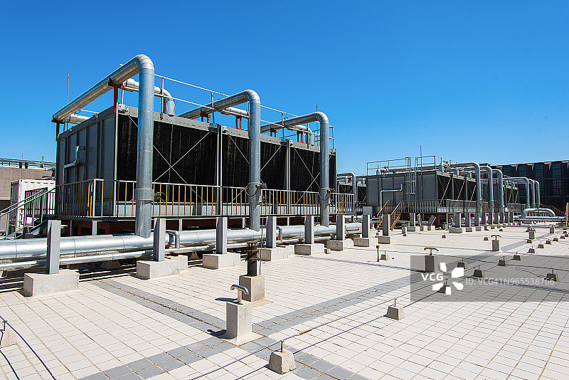 数据中心冷却塔群图片素材