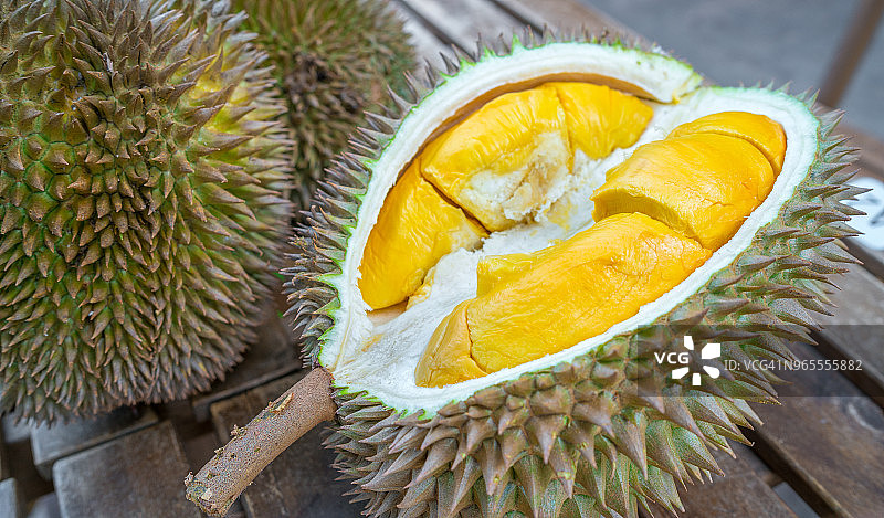 打开的榴莲特写镜头图片素材