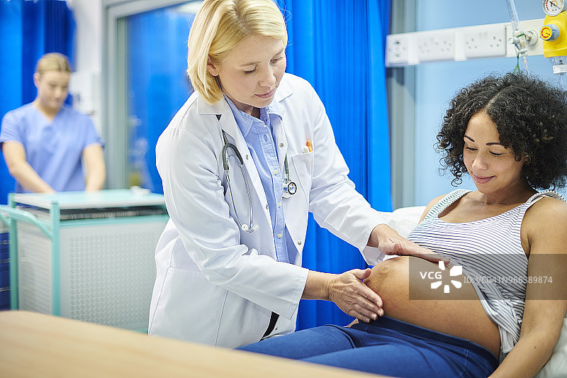 妇产科病房图片素材