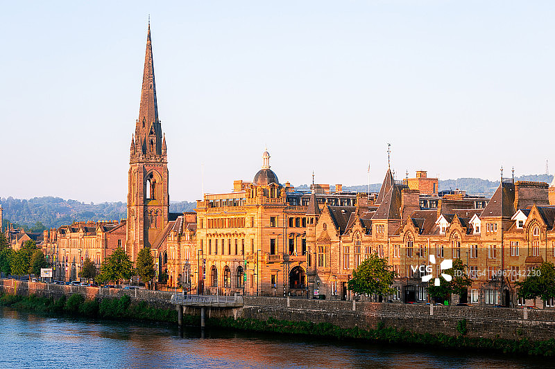 苏格兰珀斯圣马修苏格兰教堂天际线图片素材