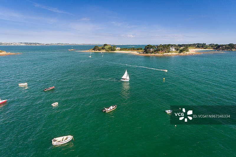 从天空看法国：布列塔尼，卡朗泰克和卡洛岛图片素材