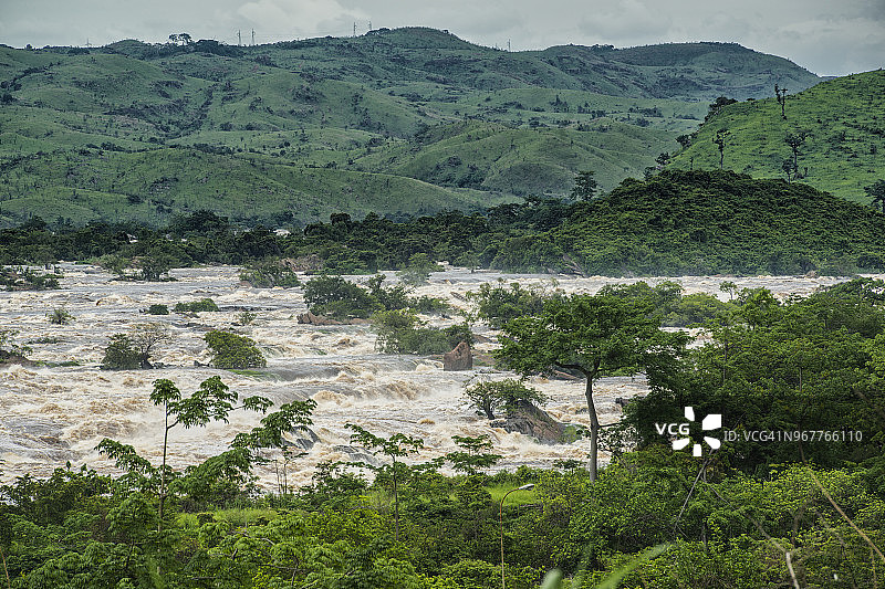 刚果河下游利文斯顿瀑布的英加急流图片素材