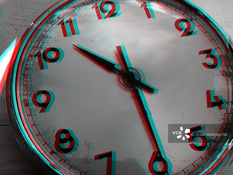 金属挂钟的浮雕3D图像图片素材