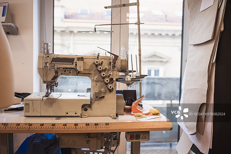 女裁缝的工作场所图片素材