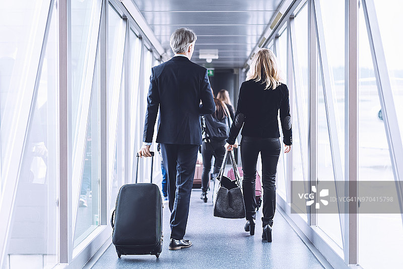 旅客登机图片素材