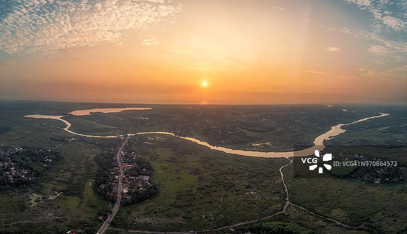 斯里兰卡波隆纳鲁沃的日落景观图片素材