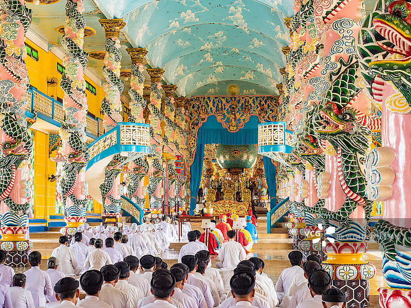 高台教圣座寺的早祷信徒图片素材