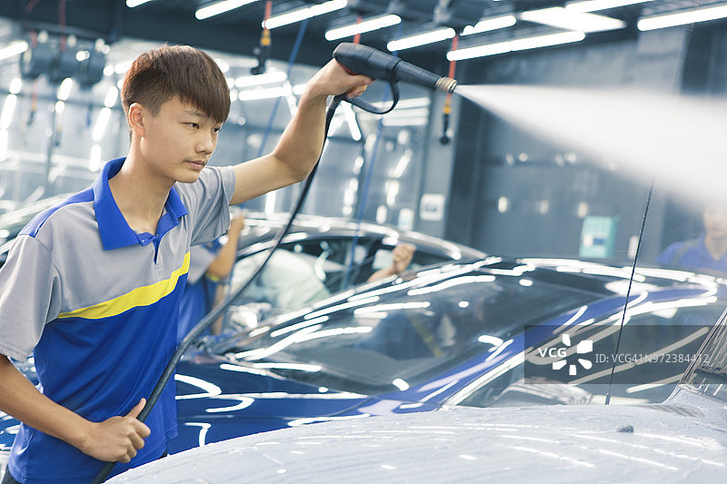 高压清洗汽车图片素材