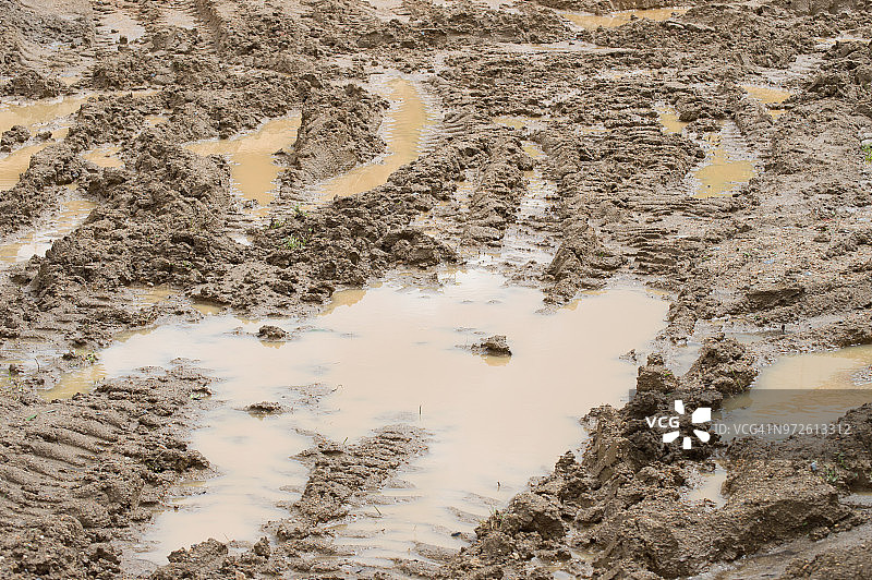 卡车车辙图片素材