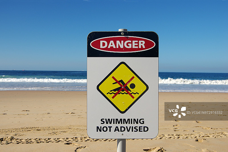 新南威尔士州北卧龙岗海滩：禁止游泳图片素材