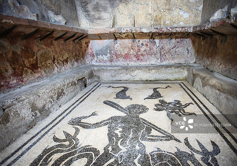 意大利赫库兰尼姆浴场的马赛克地板图片素材