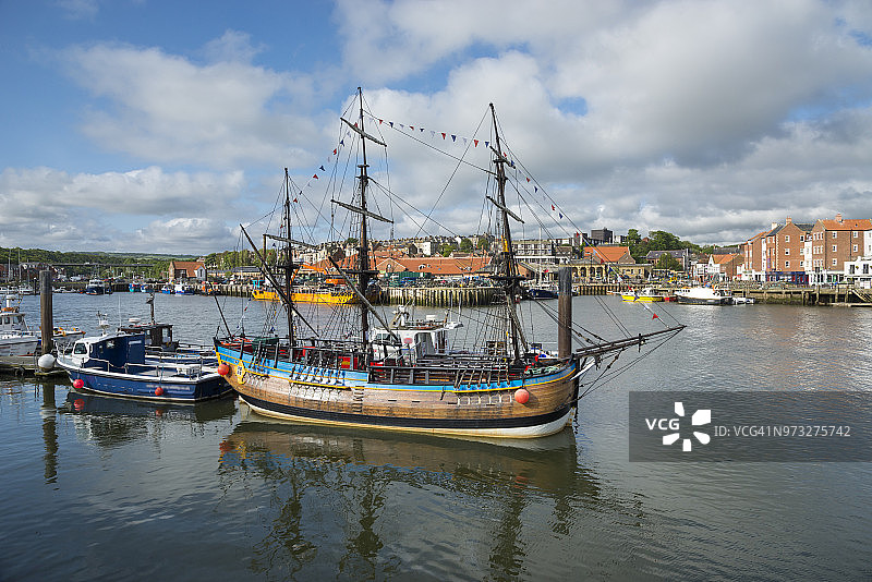 英国北约克郡惠特比的船只图片素材