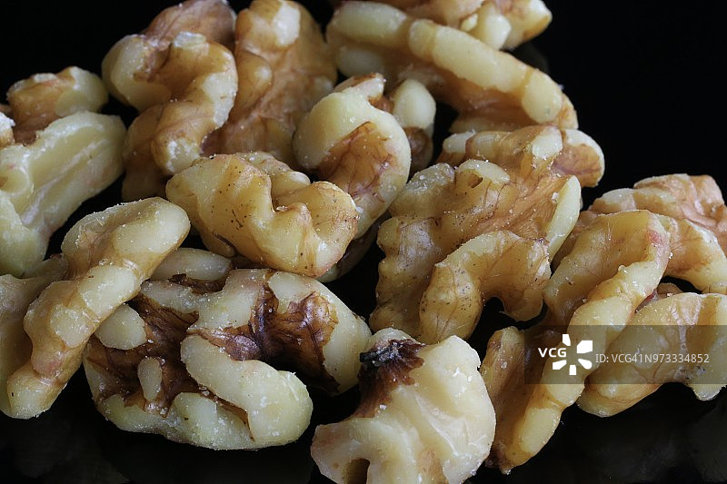 可食用的英国核桃（胡桃属）图片素材