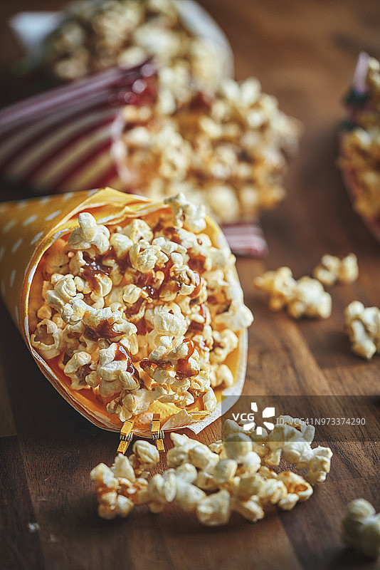自制咸焦糖爆米花图片素材