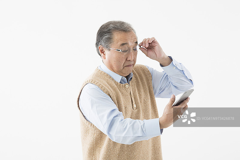 老花眼（年长的男人）图片素材
