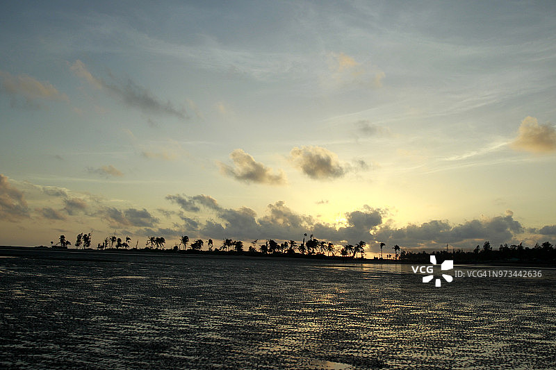 岛屿日落图片素材