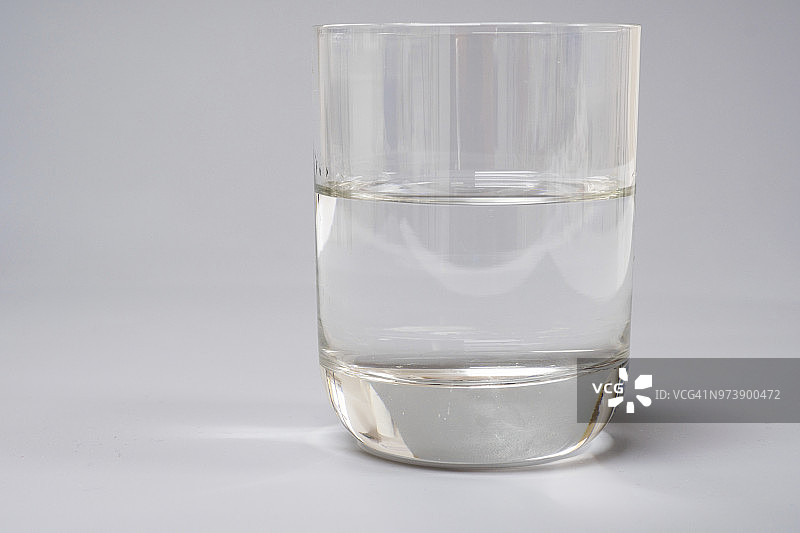 一杯水图片素材