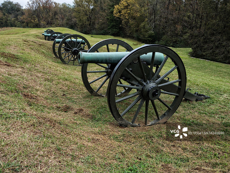 德戈耶炮台：22门联盟火炮集中地图片素材