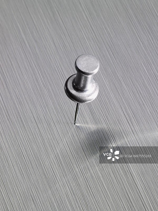 尖锐的钉子图片素材