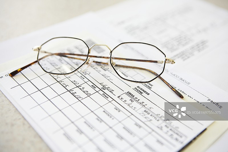 订单上的眼镜图片素材