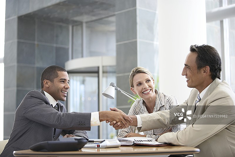 金融顾问与客户会面图片素材