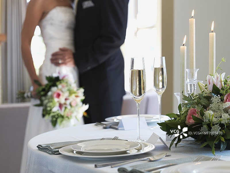 婚礼招待会上的桌子图片素材