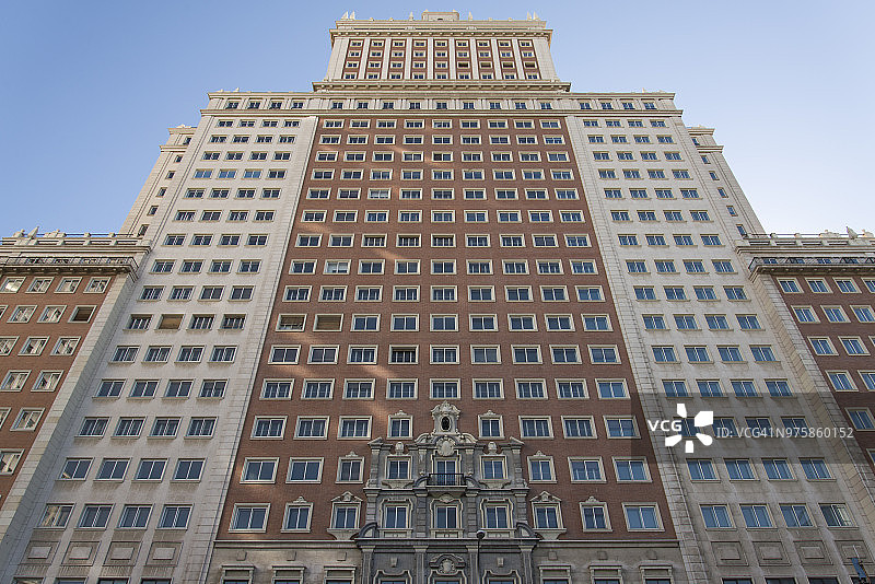 西班牙马德里标志性建筑“西班牙大厦”仰视图片素材