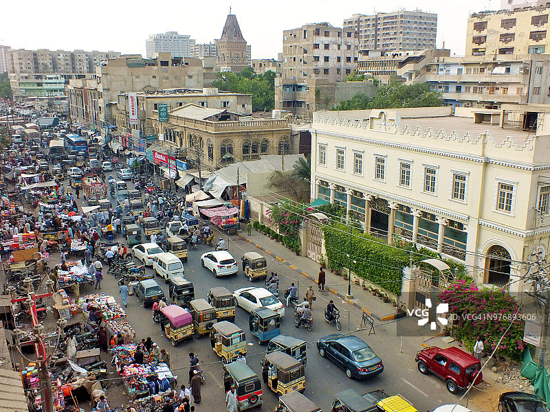 生活在城市的街道上图片素材
