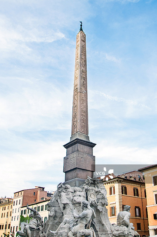 意大利罗马纳沃纳广场方尖碑图片素材