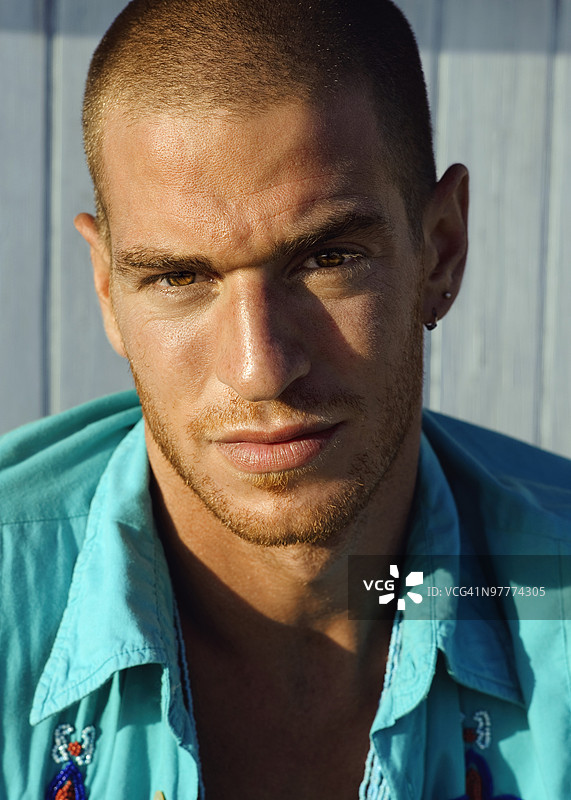 男人的肖像图片素材