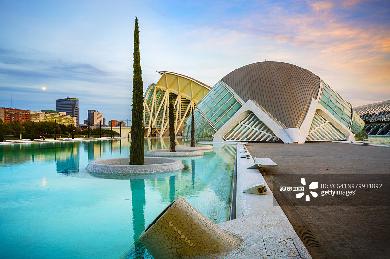 圣地亚哥·卡拉特拉瓦建筑艺术科学城图片素材