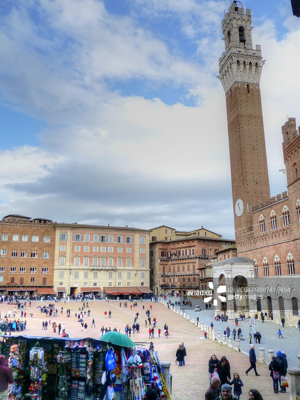 意大利托斯卡纳锡耶纳的田野广场图片素材