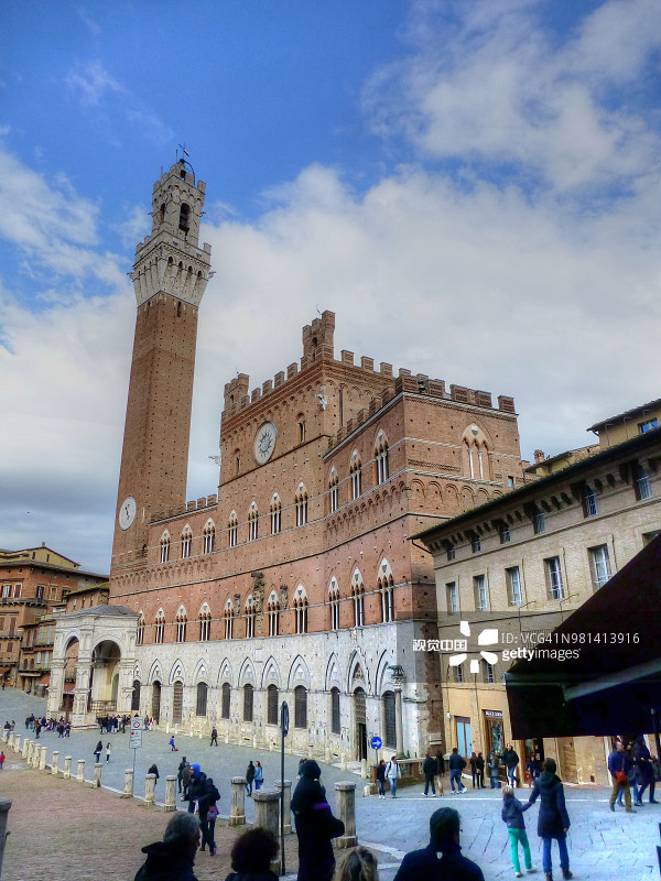 意大利托斯卡纳锡耶纳的田野广场图片素材
