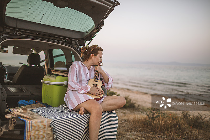 海滩露营图片素材