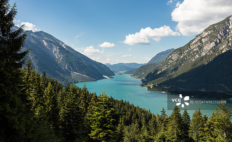 奥地利蒂罗尔阿亨湖图片素材